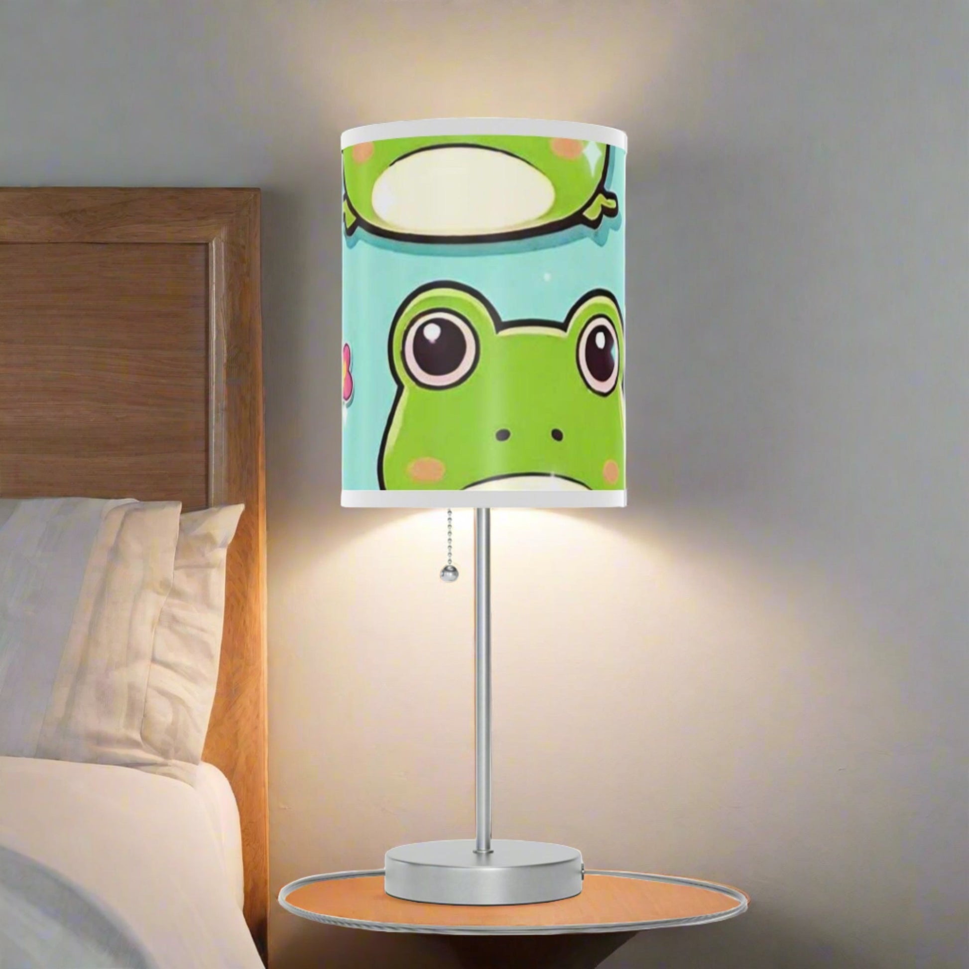 EYNA Emporium - "Kawaii Love Frog" Desk Lamp