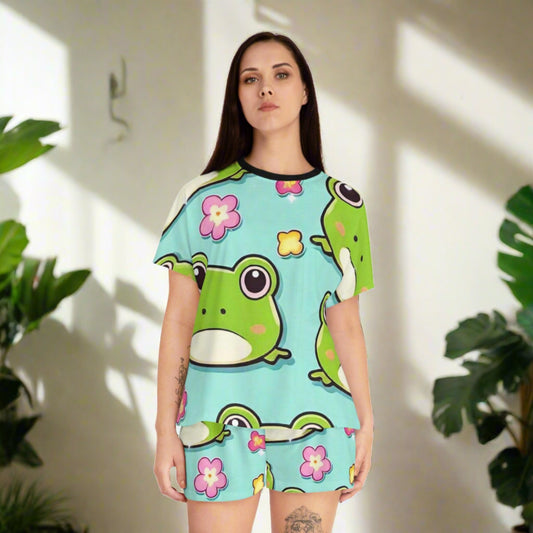 EYNA Emporium - "Kawaii Love Frog" Women's Short Pajama Set